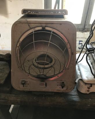 Stufa a kerosene vintage