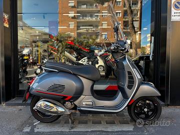 VESPA - GTS 300 Super Sport Grigia - 2019