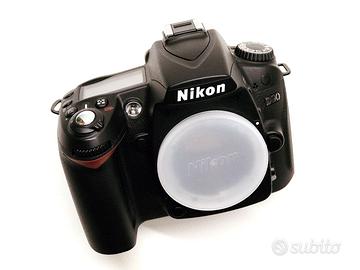 Nikon D90 + AF-S DX Nikkor 18-105mm