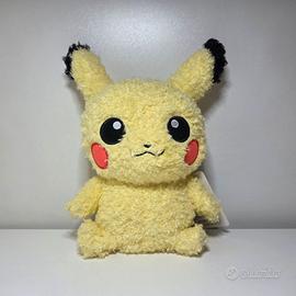 Peluche Pokemon Ufficiale: Fluffy Pikachu 23cm