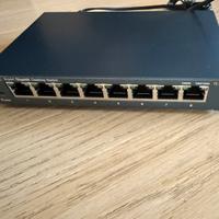 TP-Link switch 8 porte Gigabit  TL-SG 108