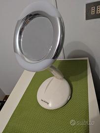 Specchio ingranditore con luce " Innoliving