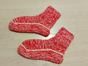 Calzettoni rossi e bianchi fatti a mano n° 34/35