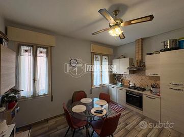 TRILOCALE RISTRUTTURATO CON BALCONE