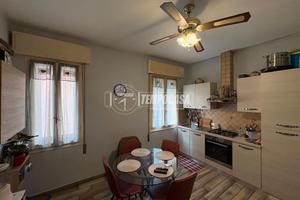 TRILOCALE RISTRUTTURATO CON BALCONE