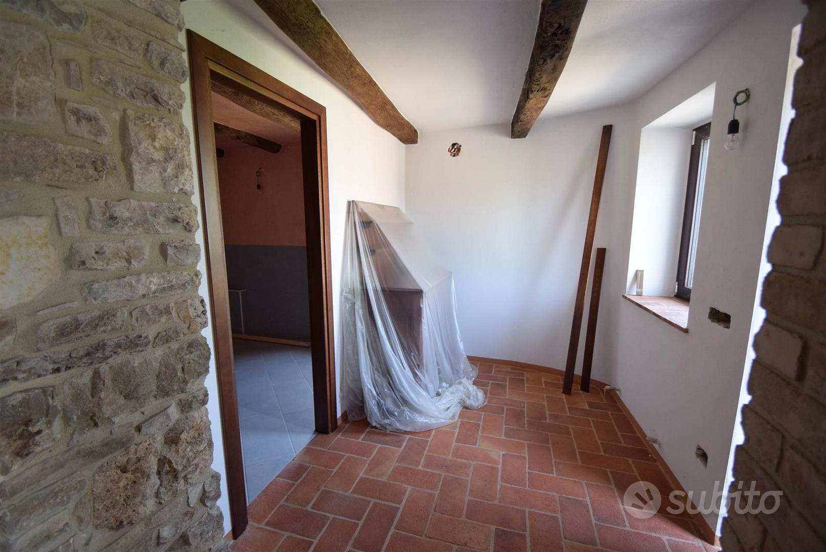 Rif.2460RC71298| rustico lugagnano val d'arda - Altro