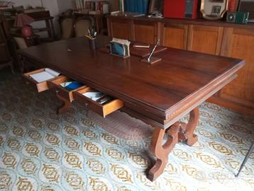 Scrittoio in legno pregiato