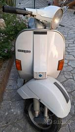vespa P 150 x anno 1983