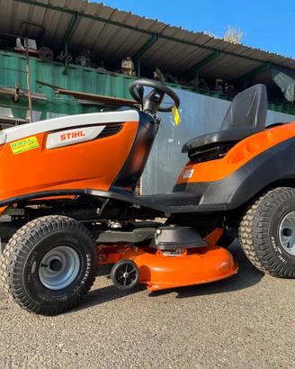 trattorino stihl  rt5112z