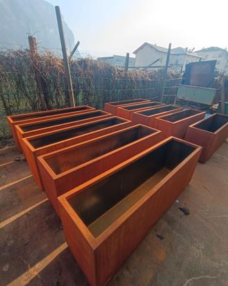 Vasi in corten
