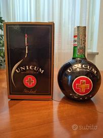 Bottiglia amaro Unicum