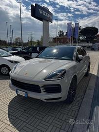 PORSCHE Cayenne Coupé 3.0 V6 E-Hybrid 462CV