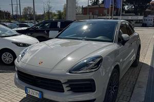 PORSCHE Cayenne Coupé 3.0 V6 E-Hybrid 462CV