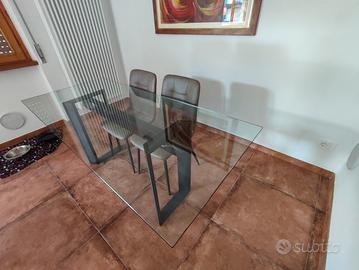 tavolo da pranzo rettangolare cristallo e marmo