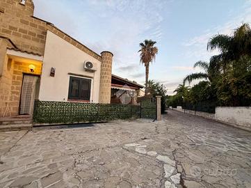 PORZIONE DI BIFAMILIARE A CAMPOFELICE DI ROCCELLA