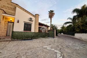 PORZIONE DI BIFAMILIARE A CAMPOFELICE DI ROCCELLA