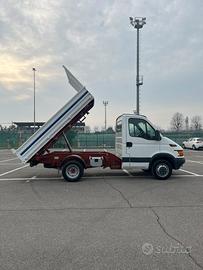 Iveco daily 35c11 turbo ribaltabile trilaterale