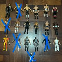 Lotto 14 Action Figures WWE