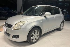 SUZUKI Swift 1.3 4x4 5p. GL