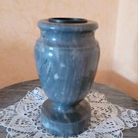 vaso in marmo grigio 