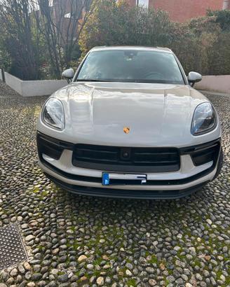 Porsche Macan 2.0 benzina 22