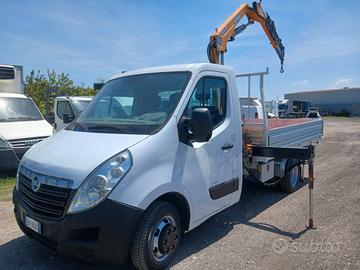 Opel movano con gru