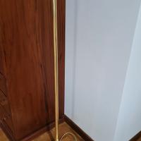 Piantana in ottone a luce Led