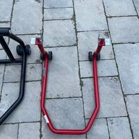 Cavalletti per moto mono e bi braccio
