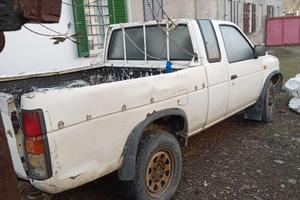 PICK UP NISSAN KING CAB
