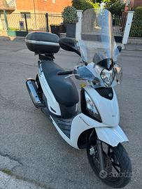Kymco 300