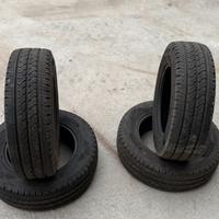 Pneumatici estivi 195/70 r15 104/102 T