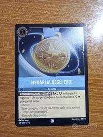Medaglia degli Eroi Common Foil 165/204 Lorcana