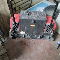 spazzatrice da piazzale