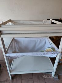 Fasciatoio per bambini con ripiani 