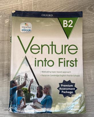 Libro di inglese Venture into First