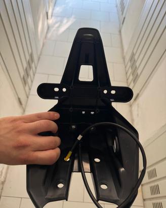 Porta targa e staffa TRACER 9 yamaha originale