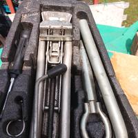 attrezzi di emergenza da collezione.