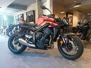 TRIUMPH Street Triple 765 R