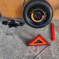 Kit emergenza auto completo con ruotino e cric ori