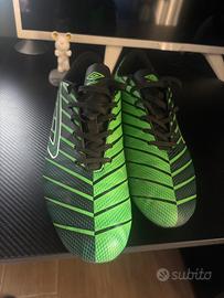 Scarpe da calcio marca “Umbro” piede 44