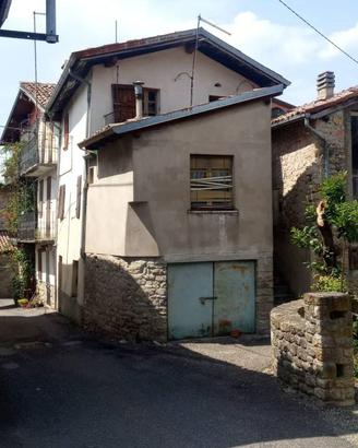Rustico / Casale di 105 m² con 3 locali a Zavattar