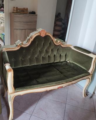 divanetto antico