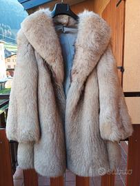 Pelliccia di volpe argentata 