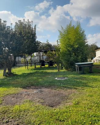 Terreno agricolo con capannone e servizi - Desio