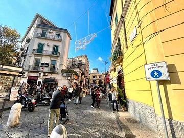 Via Annella di Massimo - locale commerciale