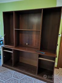 Parete attrezzata stile classico