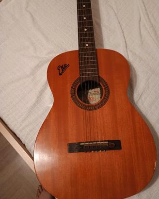 Chitarra acustica Eko