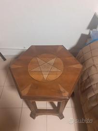 Tavolino "rituale".