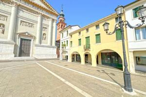PALAZZO A CITTADELLA