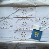 Lenzuola ricamate anni '70